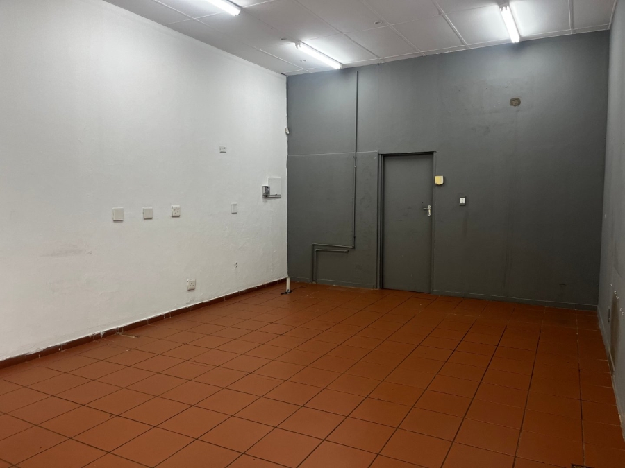 To Let Commercial Property for Rent in Schoemansville North West